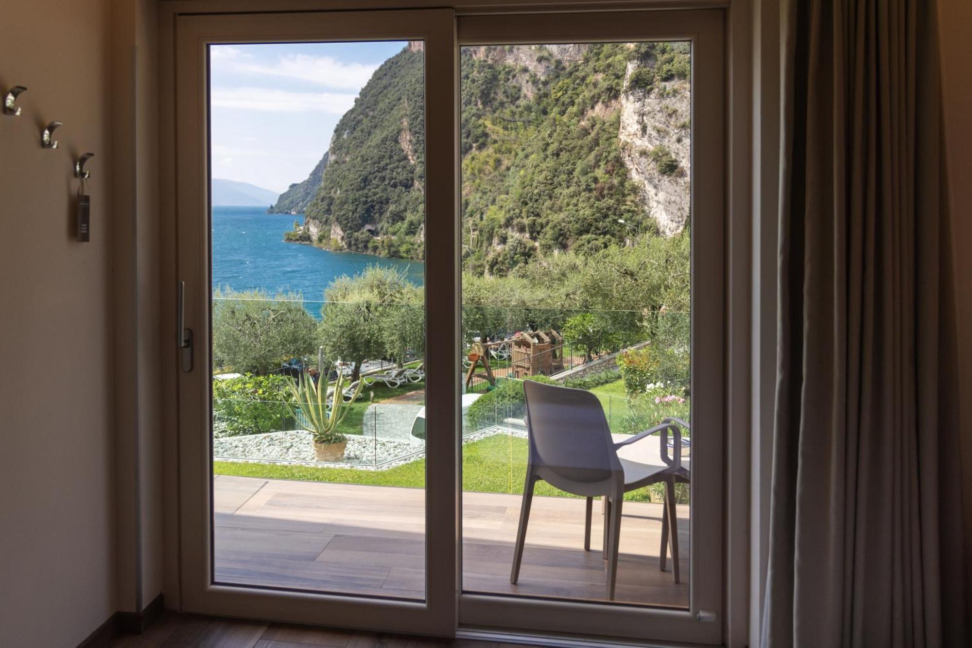 Hotel Atilius - Adults Only ليمونِ سول غاردا الغرفة الصورة